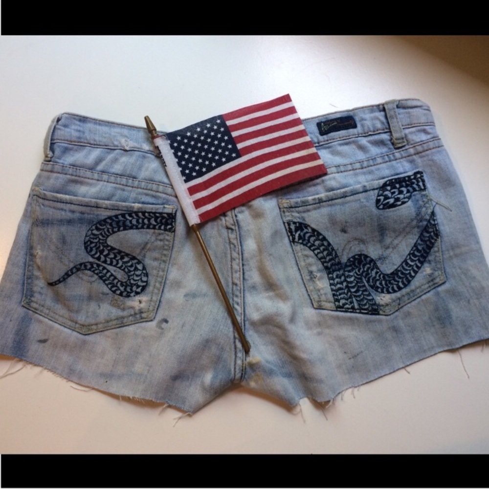 🌞 FESTIVAL SHORTS - authentically worn